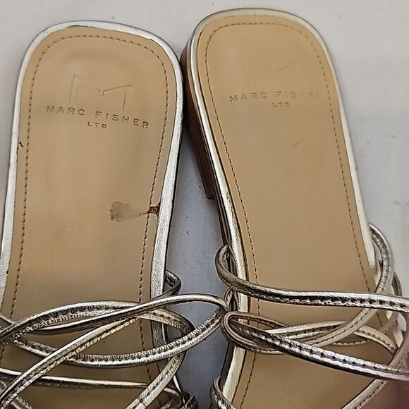 Marc Fisher Women's gold sandals sz 6.5   slides strappy - Picture 4 of 5